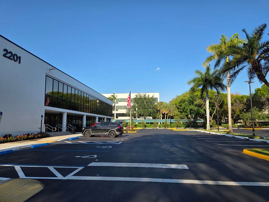The Thompson - 2201 NW Corporate Blvd