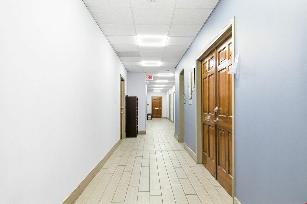 Lyndon Professional Building