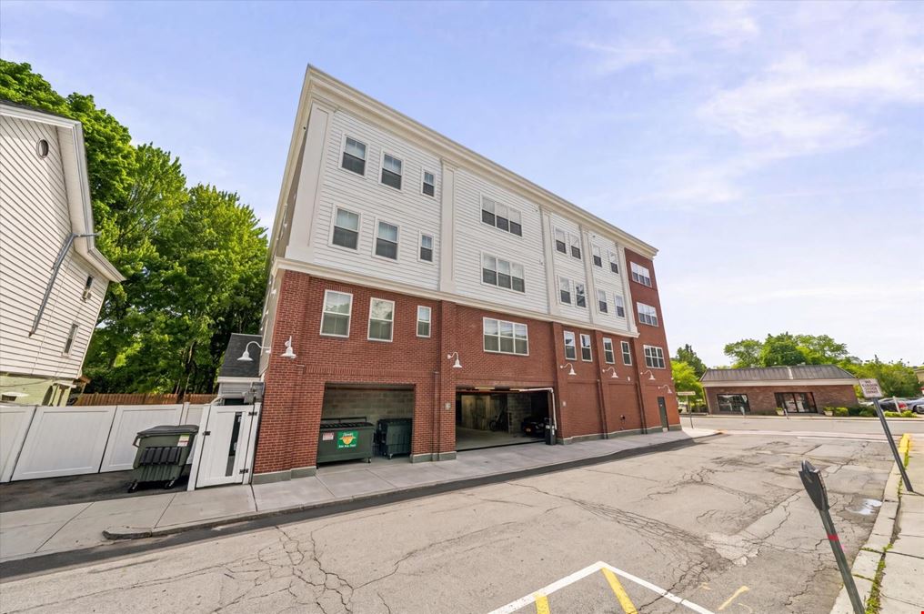 122 Greenwich Ave