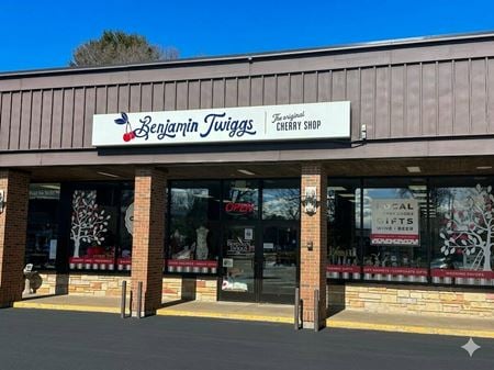 Preview of Retail space for Rent at 1213 E Front Street