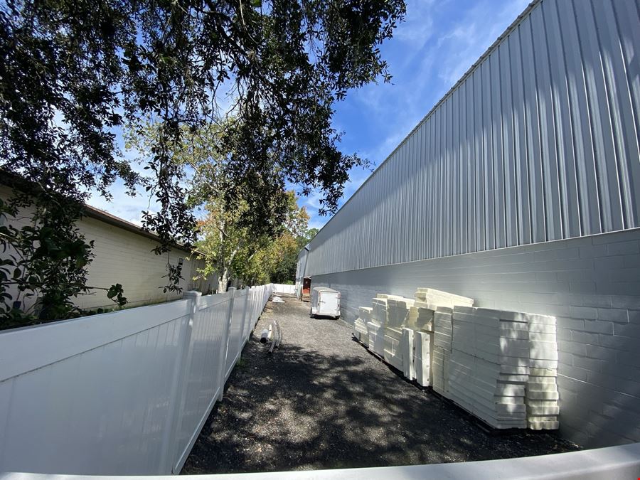 Ormond Beach Industrial / Office For Sale or Lease - 15,882 SF