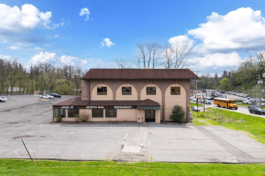 1033 Paxton Dr