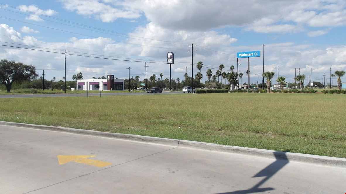 820 N FM 493 