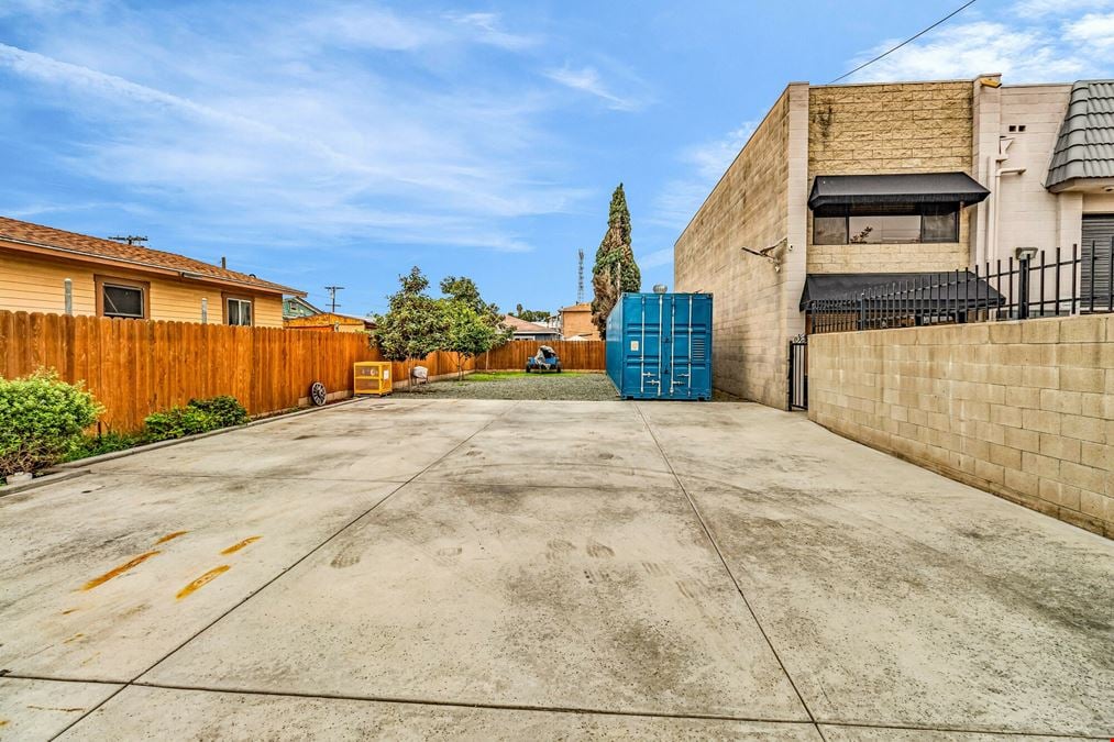 1332 Coolidge Ave