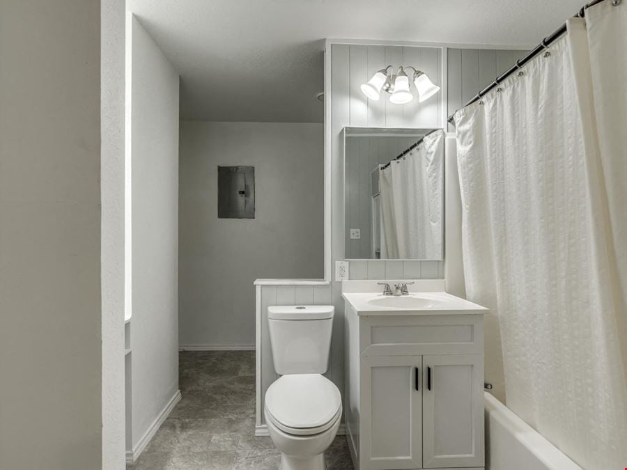 2224 NW 32nd St