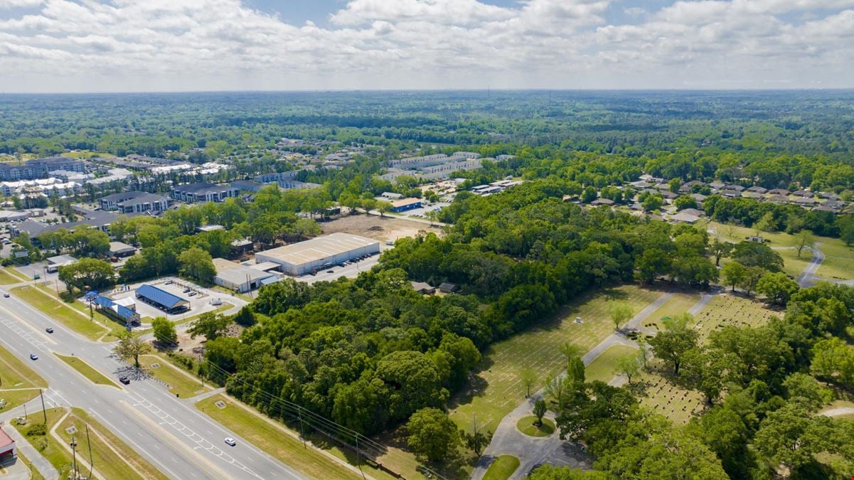 7.1 Acre Corner on Nine Mile Rd.