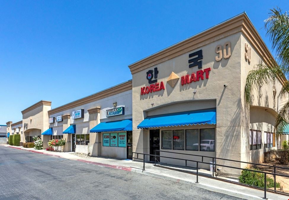 Prime Retail Space For Sale Off Blackstone Ave