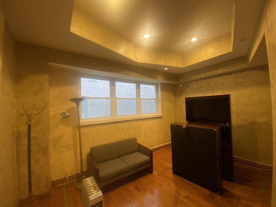 134 Lexington Ave