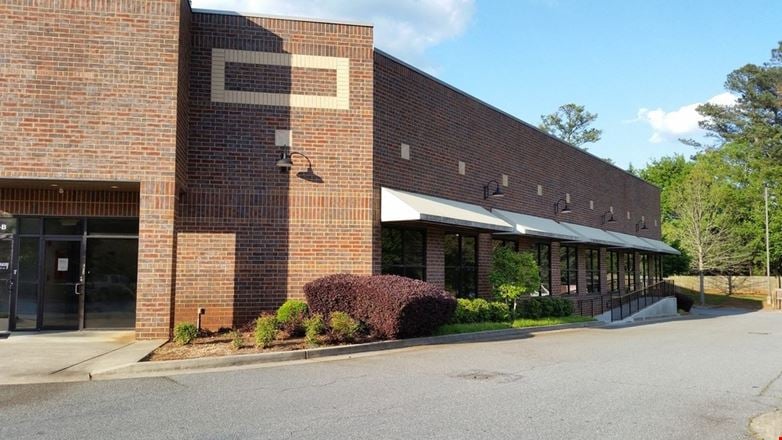Preview of Industrial space for Rent at 1890 W Oak Parkway