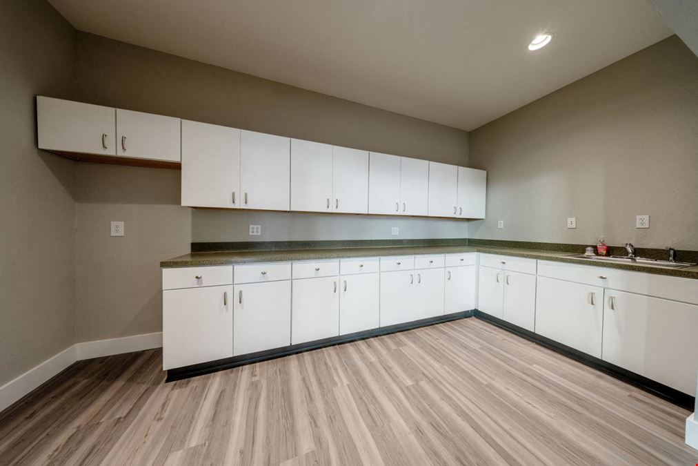 121 E 1st street Sanford