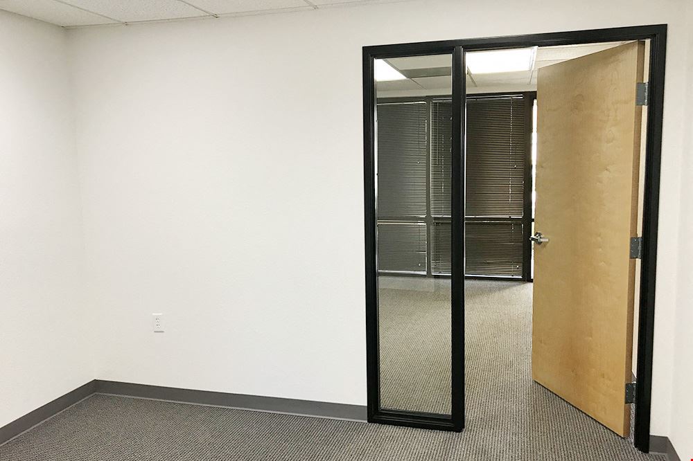 Workstyle Flexible Spaces - 11225 North 28th Drive
