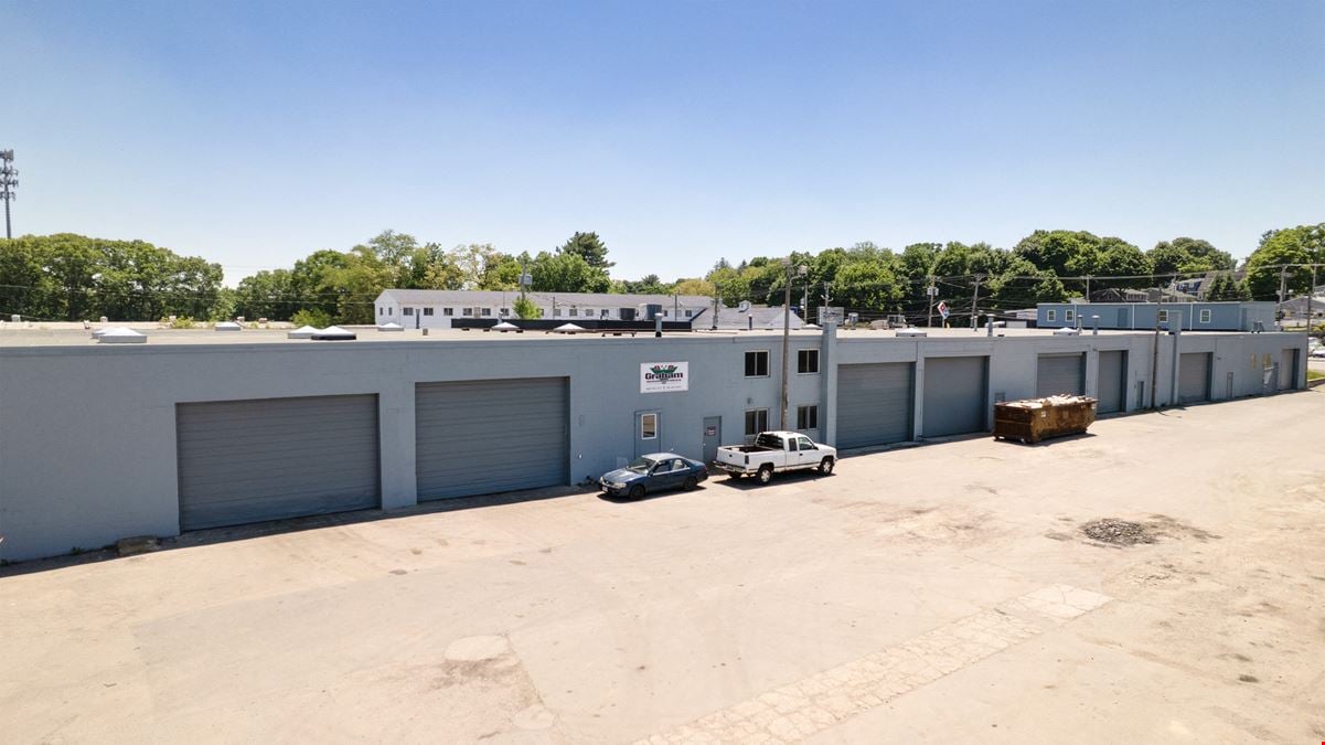 1093-1115 N. Montello Street