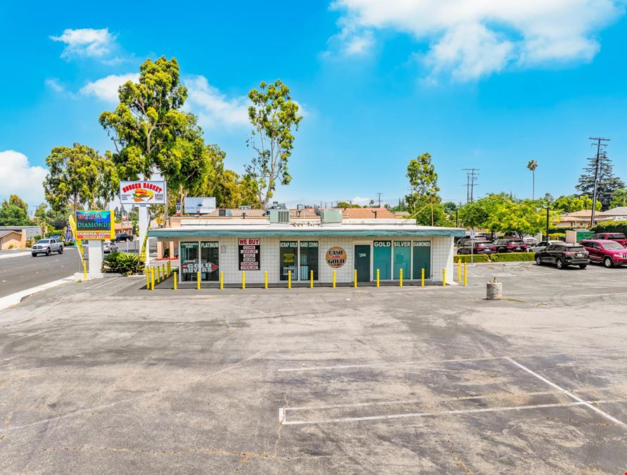 Freestanding Retail Building for Sale in the City of Corona