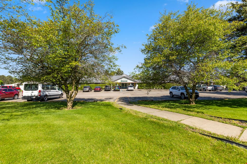 Courtyard Apartments
