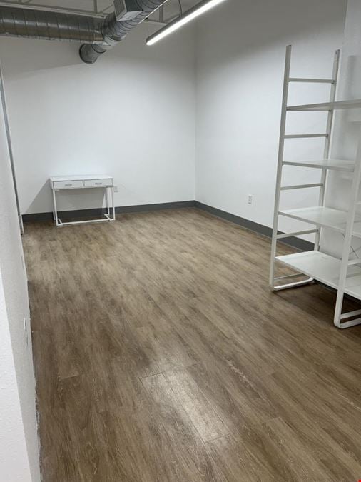 Berry & I-35W in Fort Worth - Office, Warehouse, Studio Space