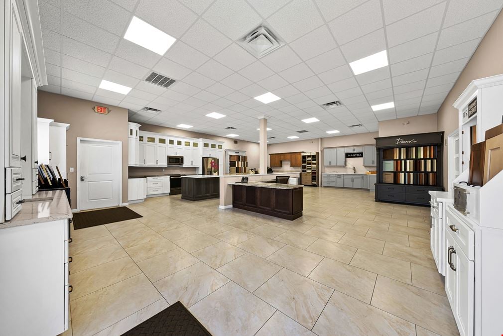 9,900 SF Industrial Warehouse Facility