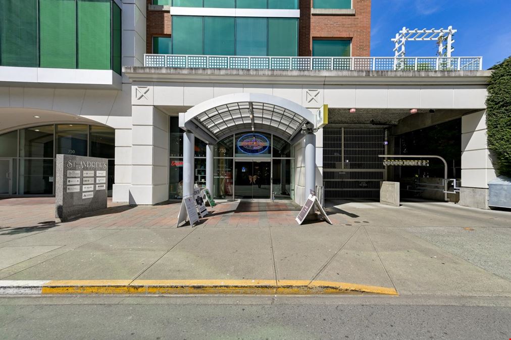 210 - 730 View St