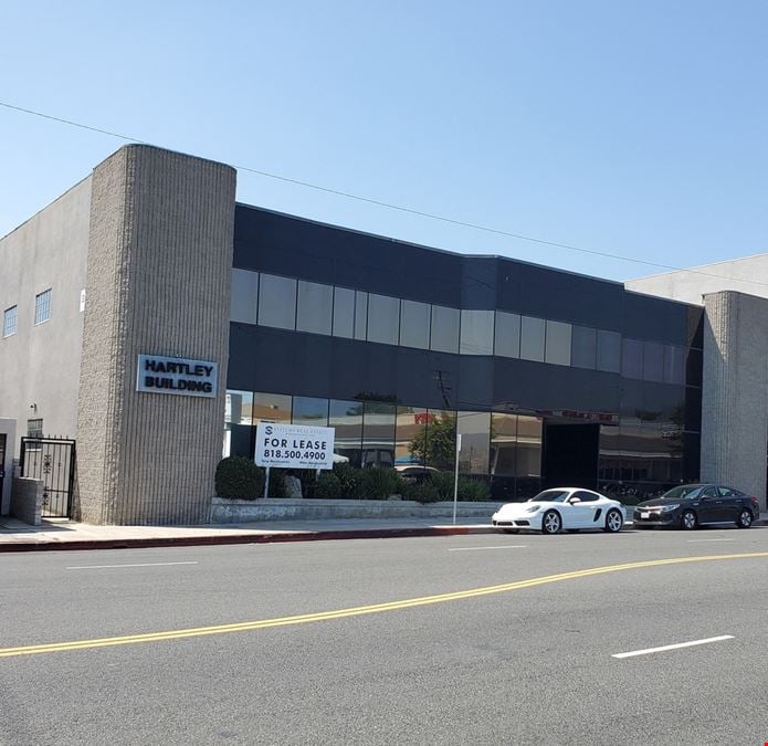 209 E. Alameda Avenue