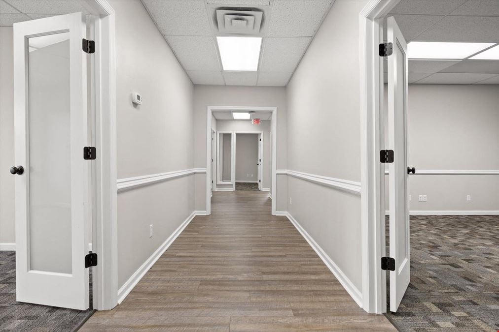 2 Executive Suites 