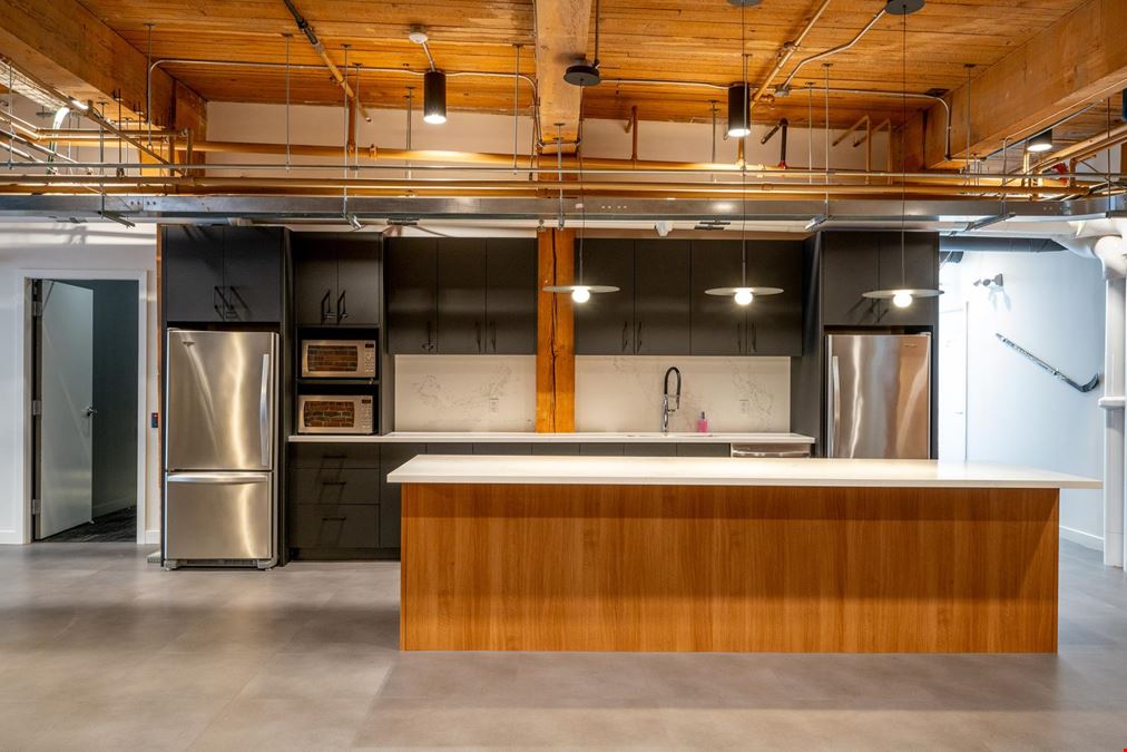 400-1120 Hamilton Street, Vancouver, BC
