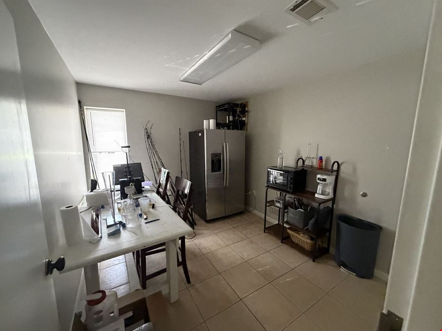 413 Bulldog Rd