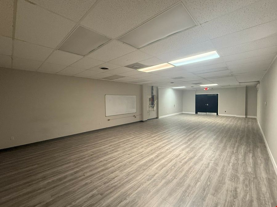 600 S Bell Blvd