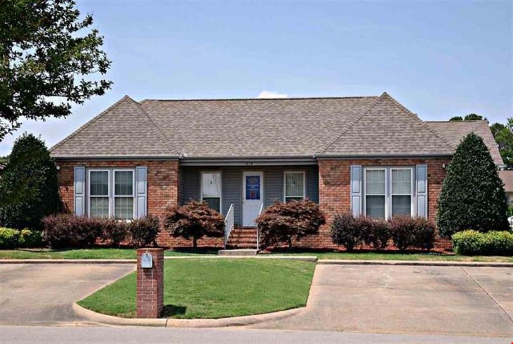1814 Executive Square