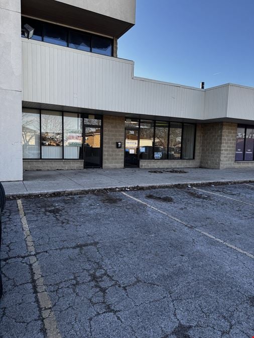 Parkview Plaza