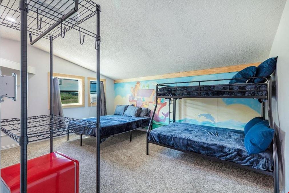 Hostel for Sale in Wills Point