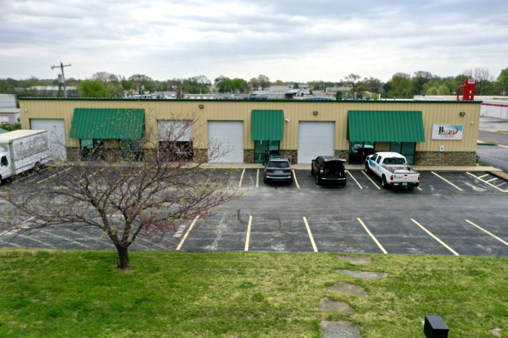 8,750 SF Office / Warehouse Building For Sale Or Lease near Glenstone & St Louis
