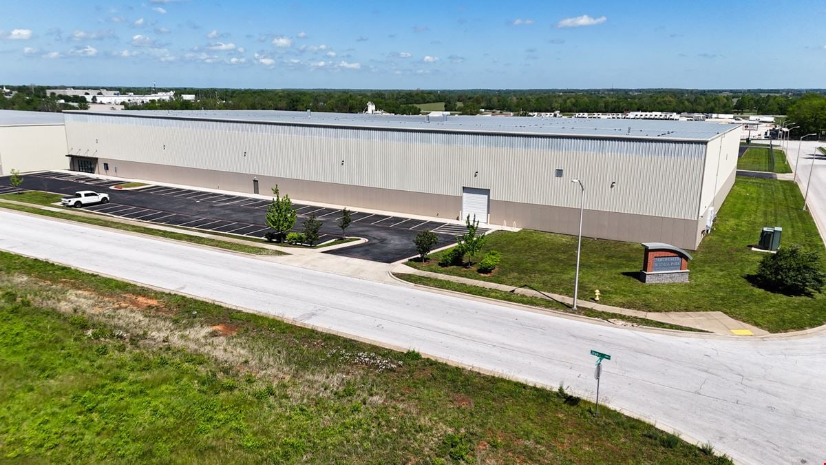 63,900 SF Industrial Space for Lease