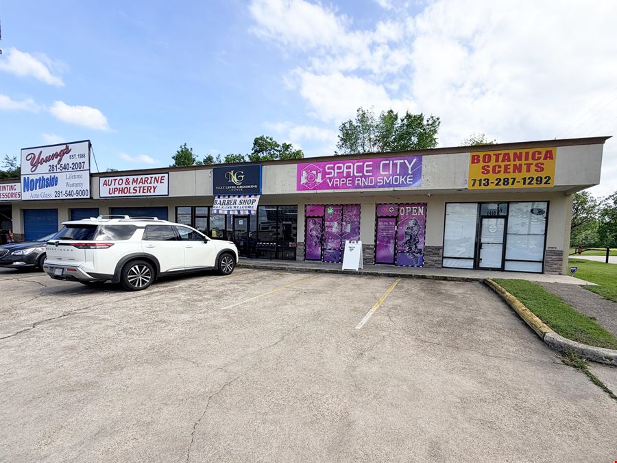 FM 1960 Retail