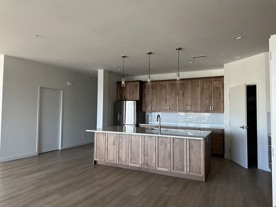 Retail + Penthouse City Views Steps to Arena