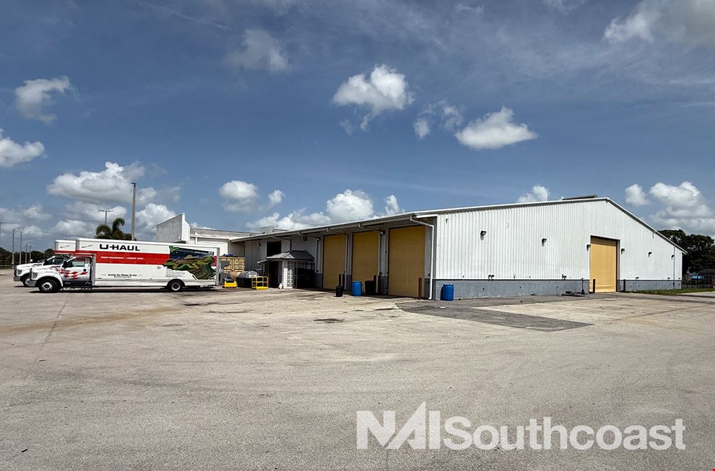 ±20,505 SF Dealership/Service Opportunity