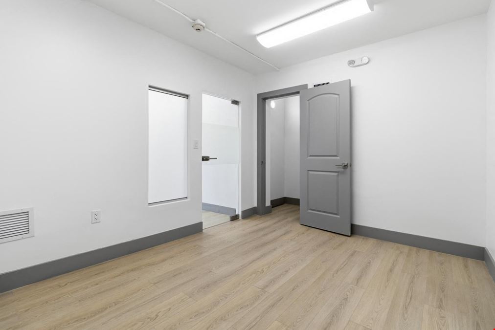 Boutique Building-Medical/Retail