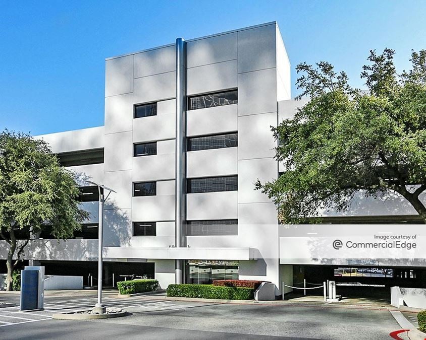 The Lofts at Lincoln Centre