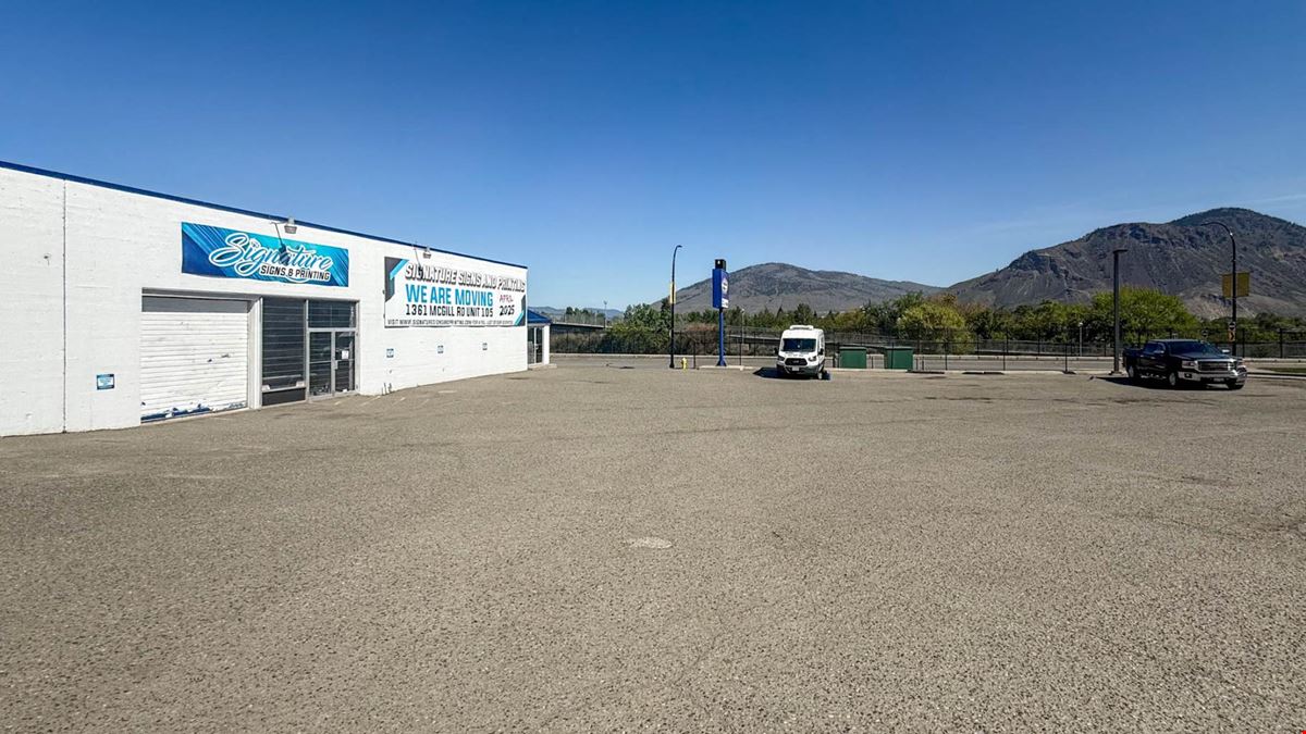 High-profile, commercial end-cap Unit 