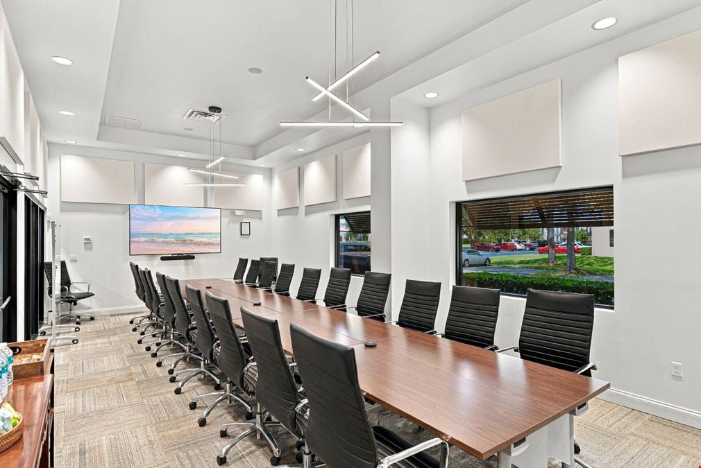 Parkway Corporate Center Flex Building