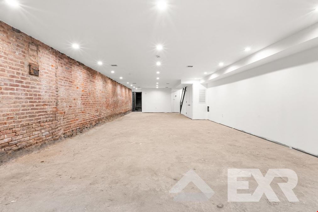 1086 Fulton St