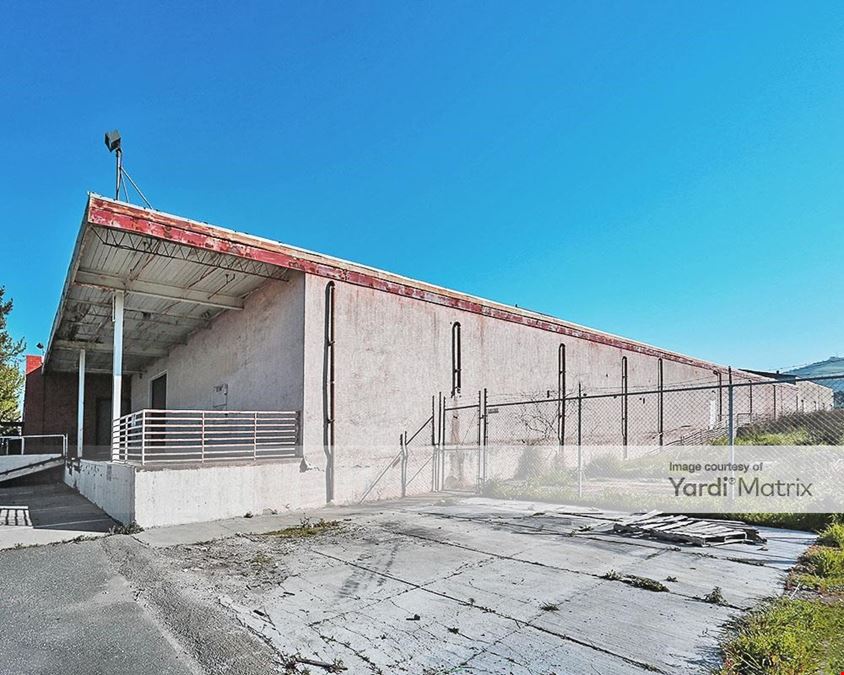 Alvarado Commerce Center