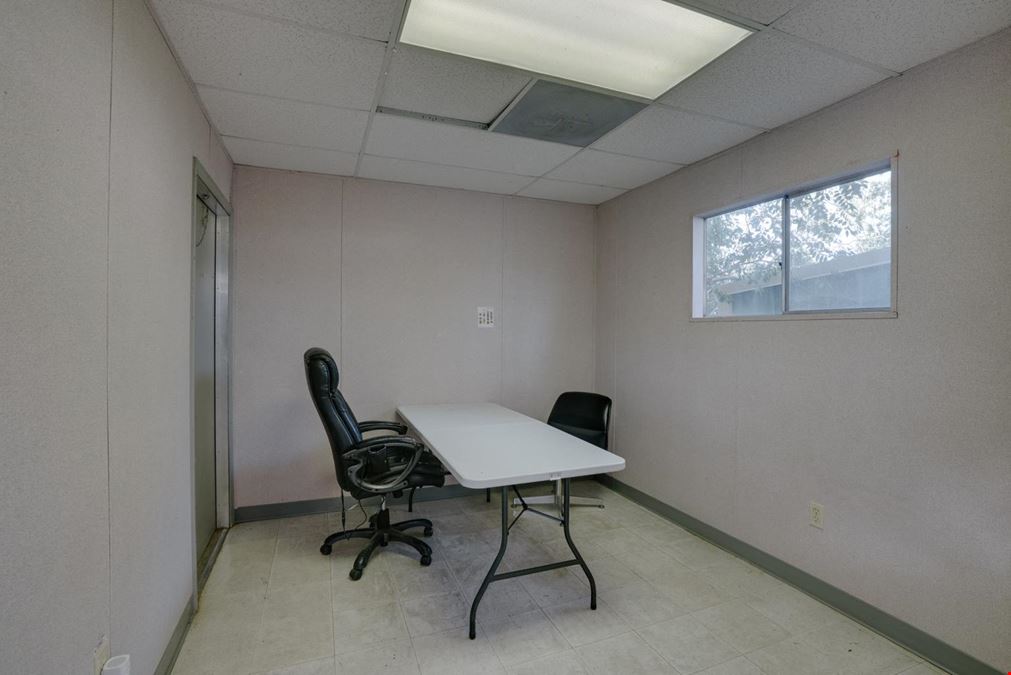1132 Paseo del Pueblo Sur