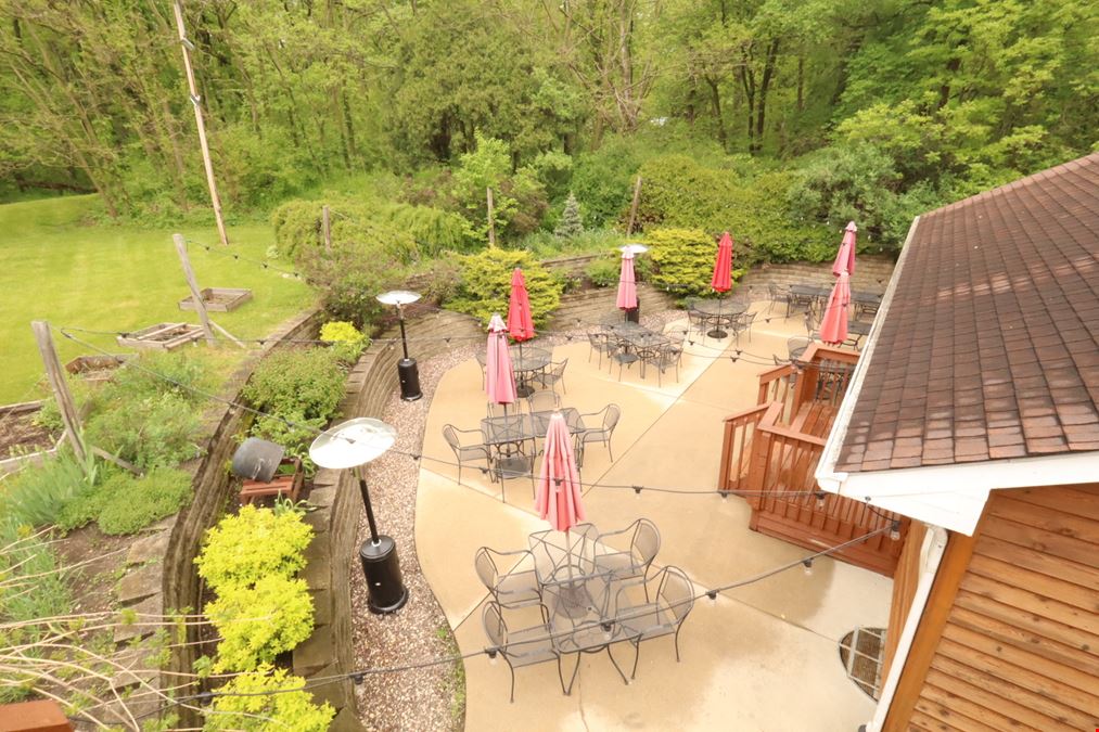 The Red Oak Restaurant