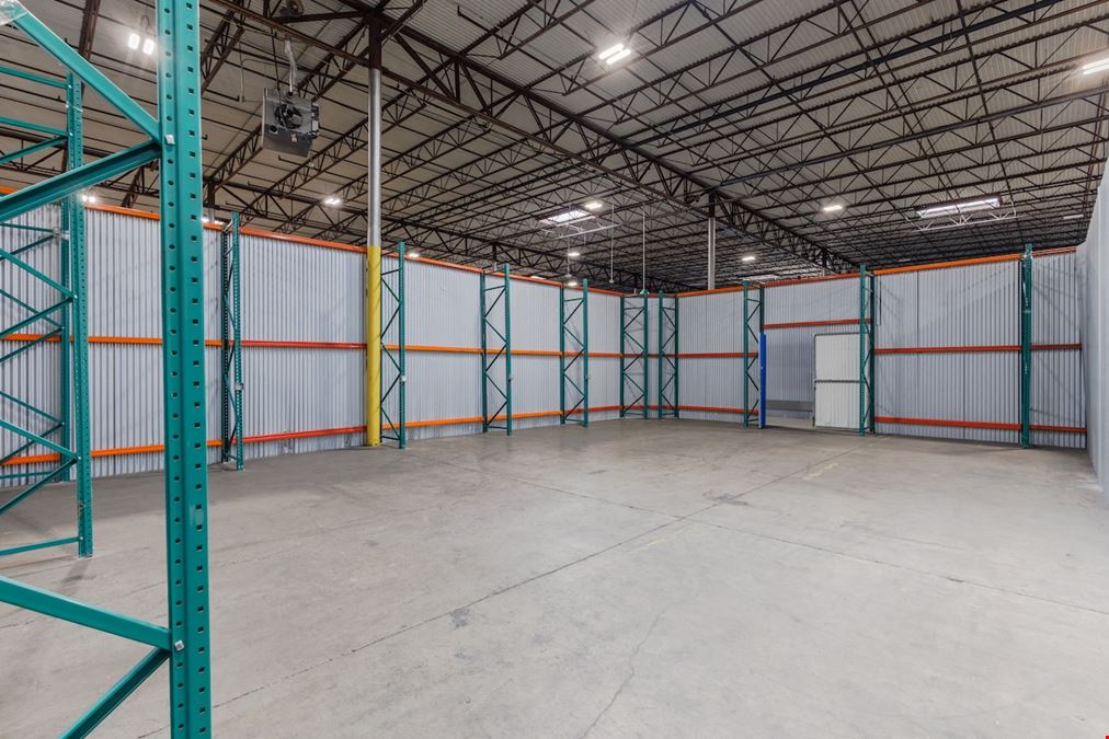 ReadySpaces Farmers Branch