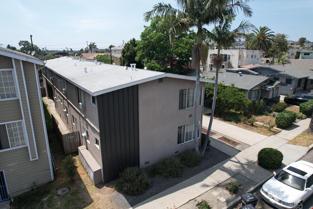 Coronado Avenue Apartments