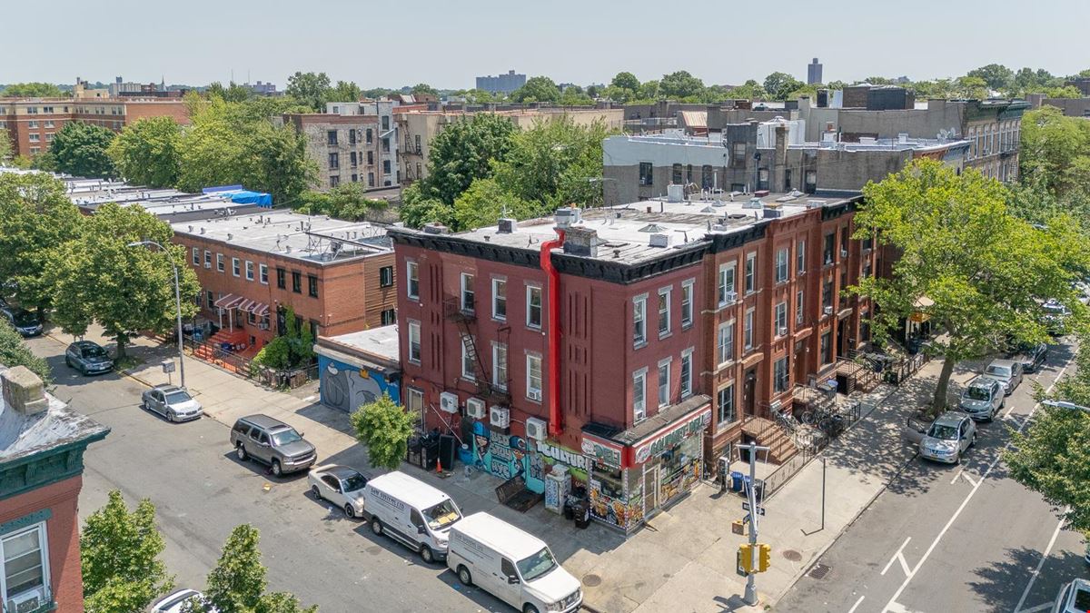 209 Lewis Ave