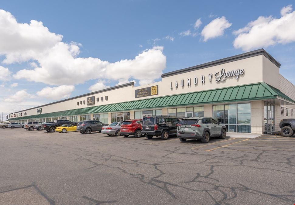 Walmart Shadow-Anchored Retail Center | Sandcreek Plaza