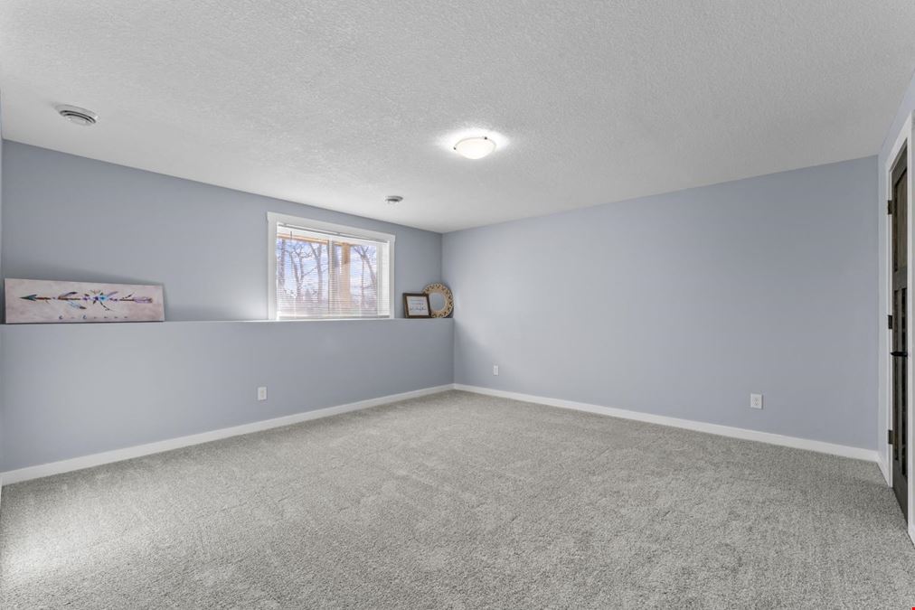 Modern Home in SW Rochester