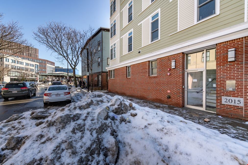 10 Roxbury Street