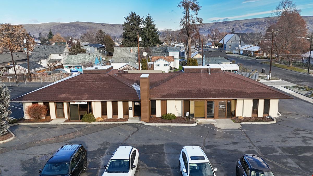 Priced to Sell - High Visibility Office