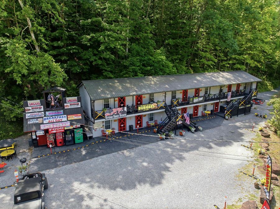 4407 Calderwood Hwy